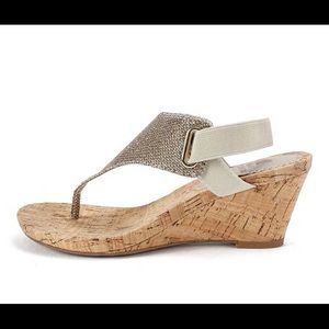 White Mountain all good wedge sandals